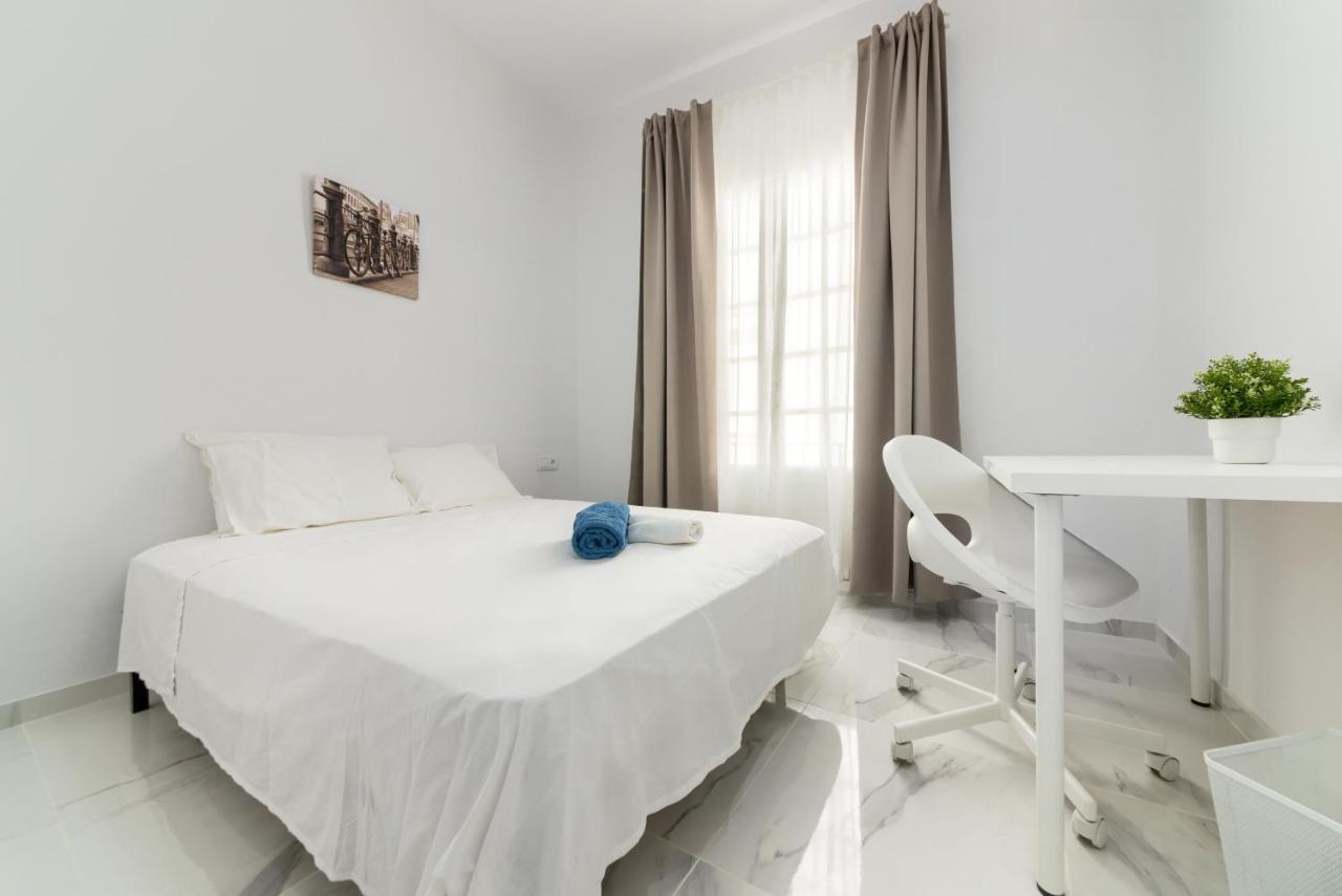 Apartamento Solano Apartment กาดิซ ภายนอก รูปภาพ