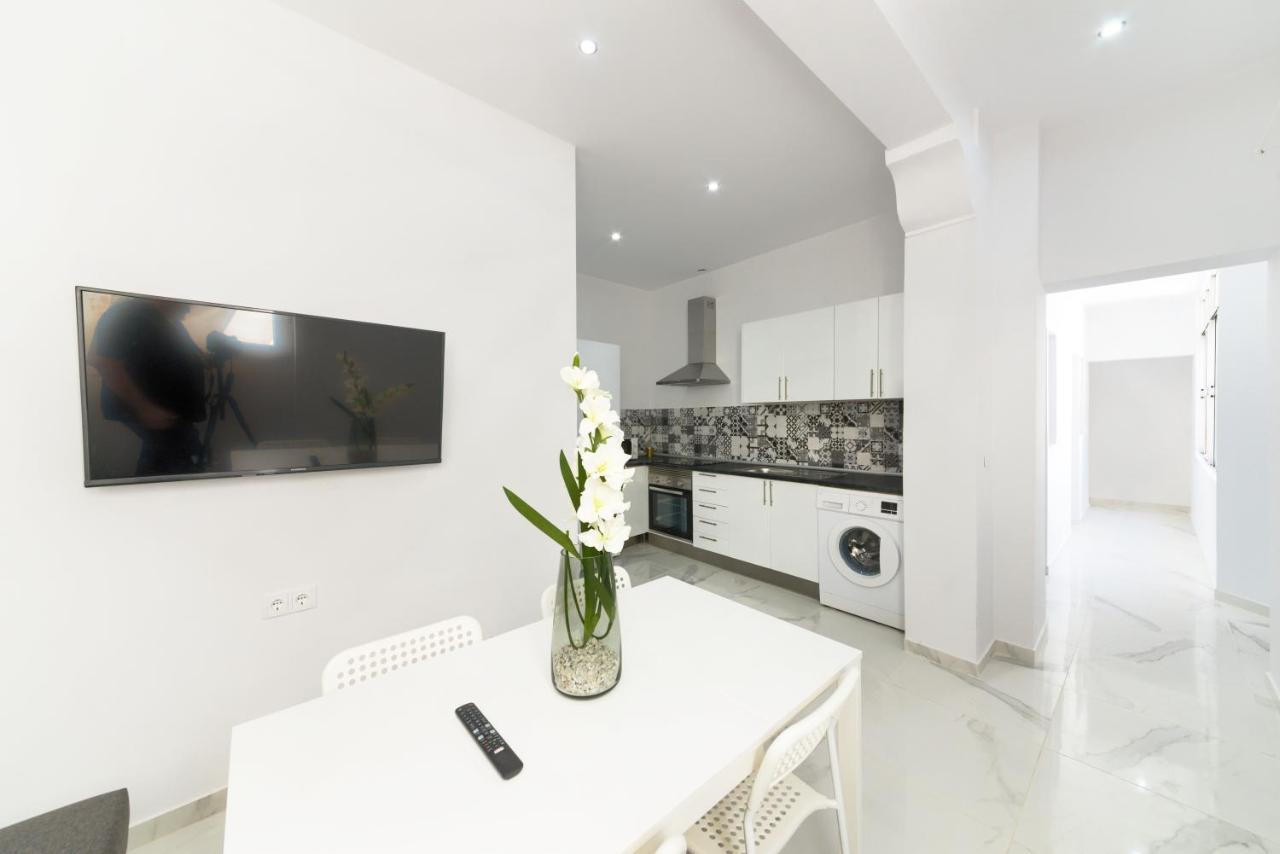 Apartamento Solano Apartment กาดิซ ภายนอก รูปภาพ