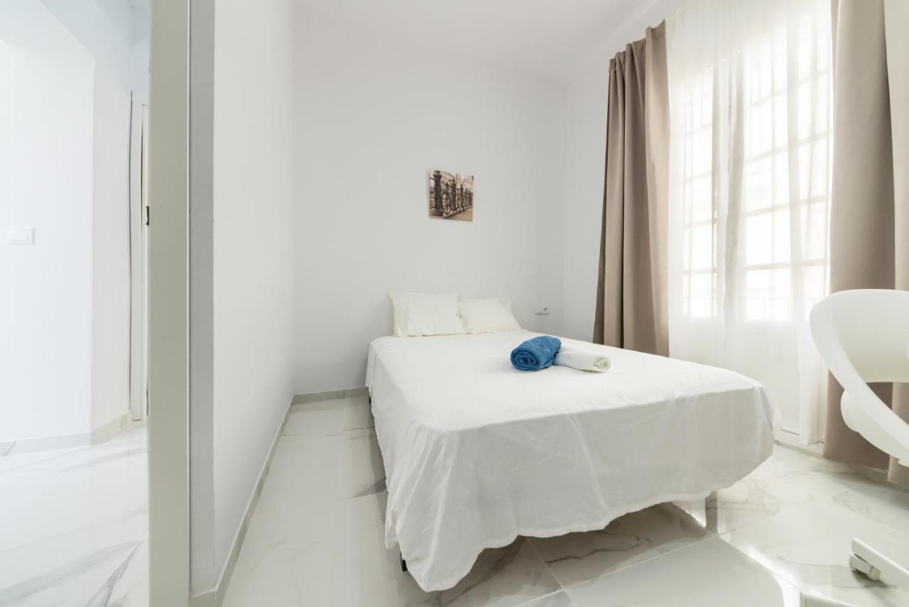 Apartamento Solano Apartment กาดิซ ภายนอก รูปภาพ