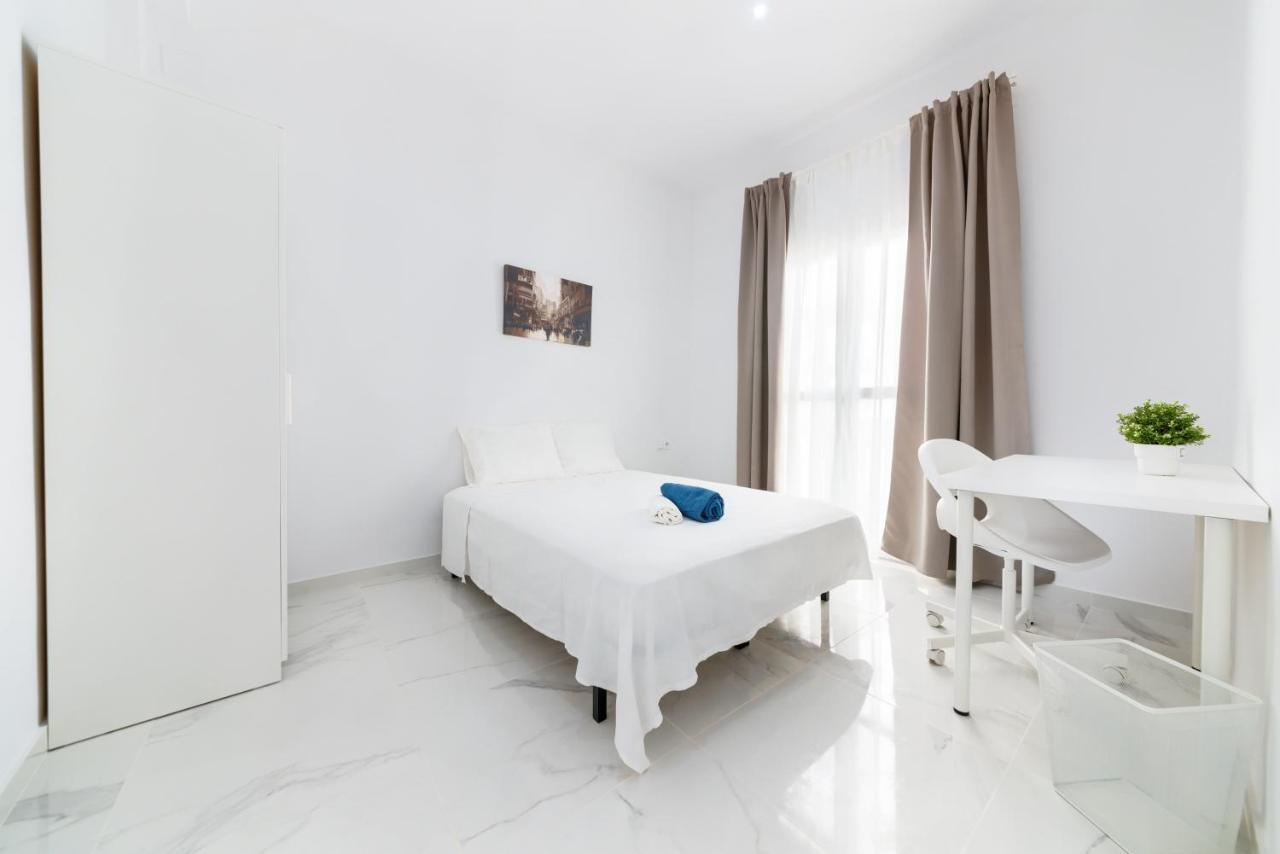 Apartamento Solano Apartment กาดิซ ภายนอก รูปภาพ