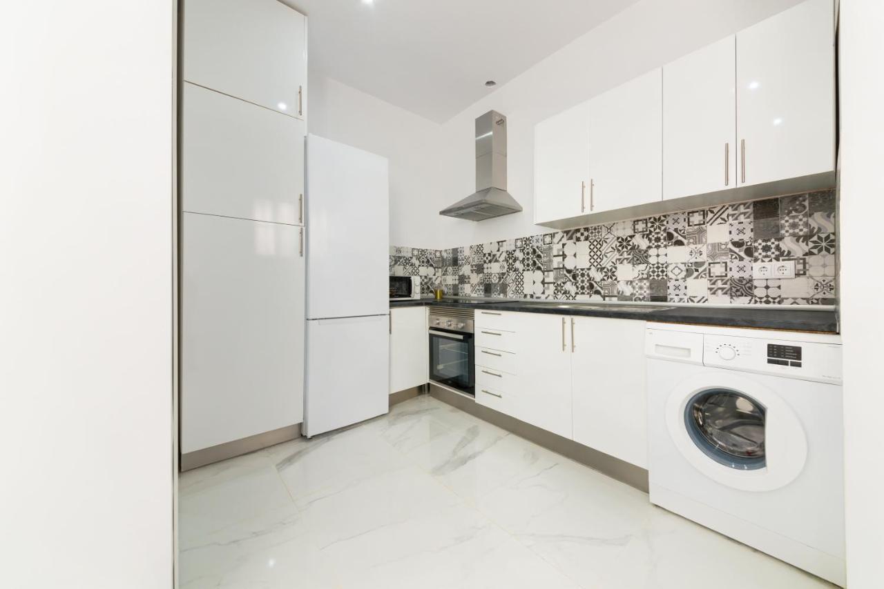 Apartamento Solano Apartment กาดิซ ภายนอก รูปภาพ
